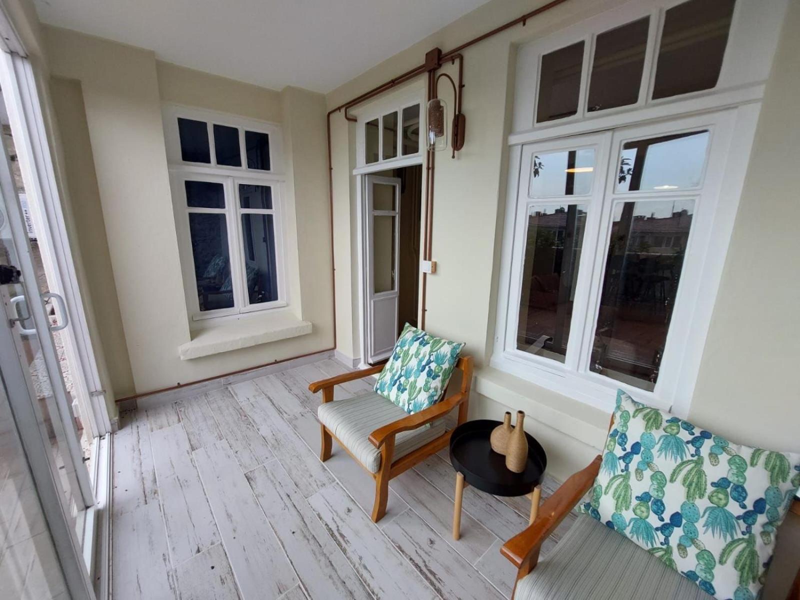 Daire Stone Garden In The Heart Of The